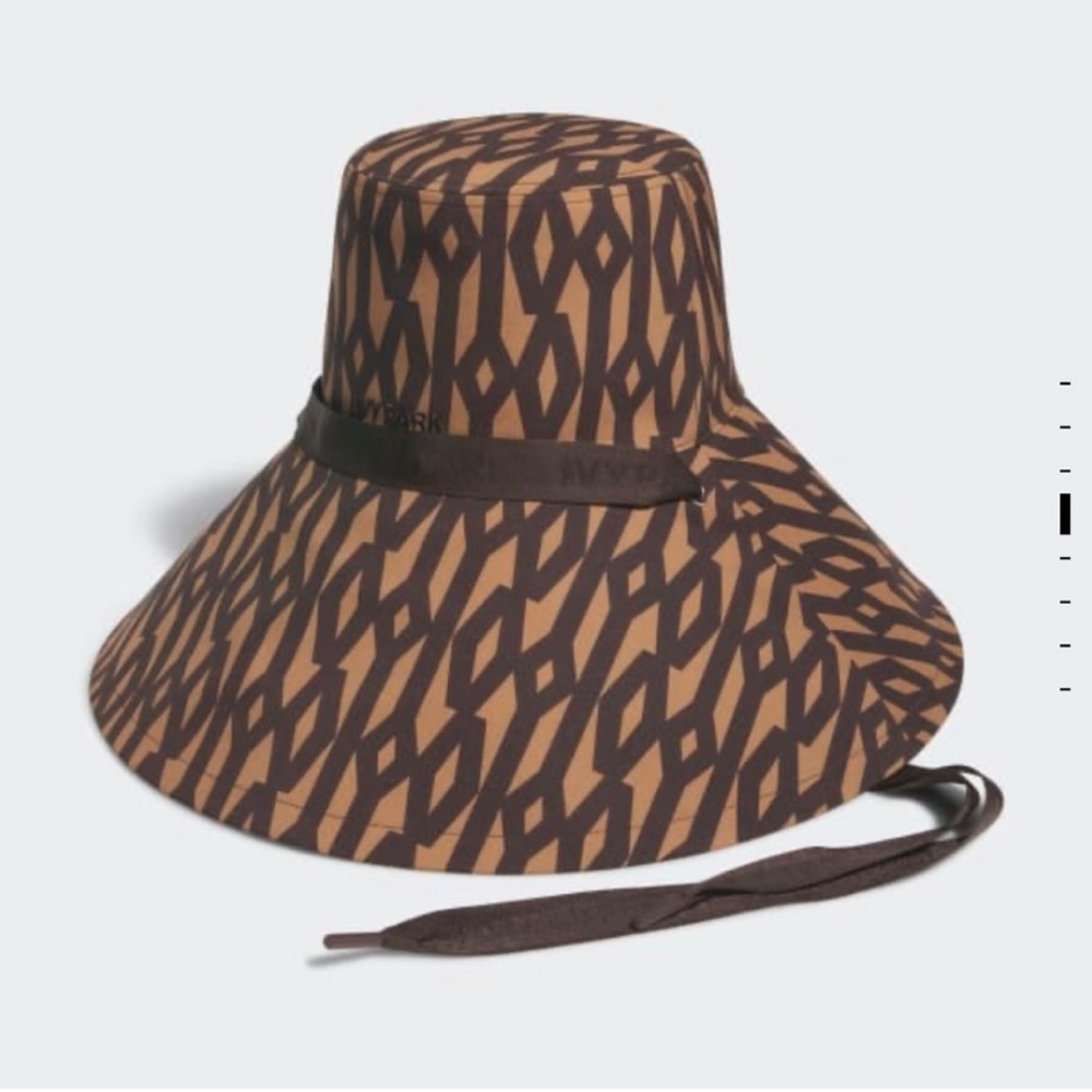 Ivy Park XL Sun Hat